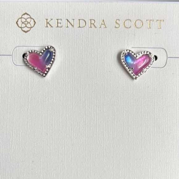 🔹️Kendra Scott🔹️ Ari  rhodium plated mother of Pearl Heart Stud Earrings - Picture 3 of 5